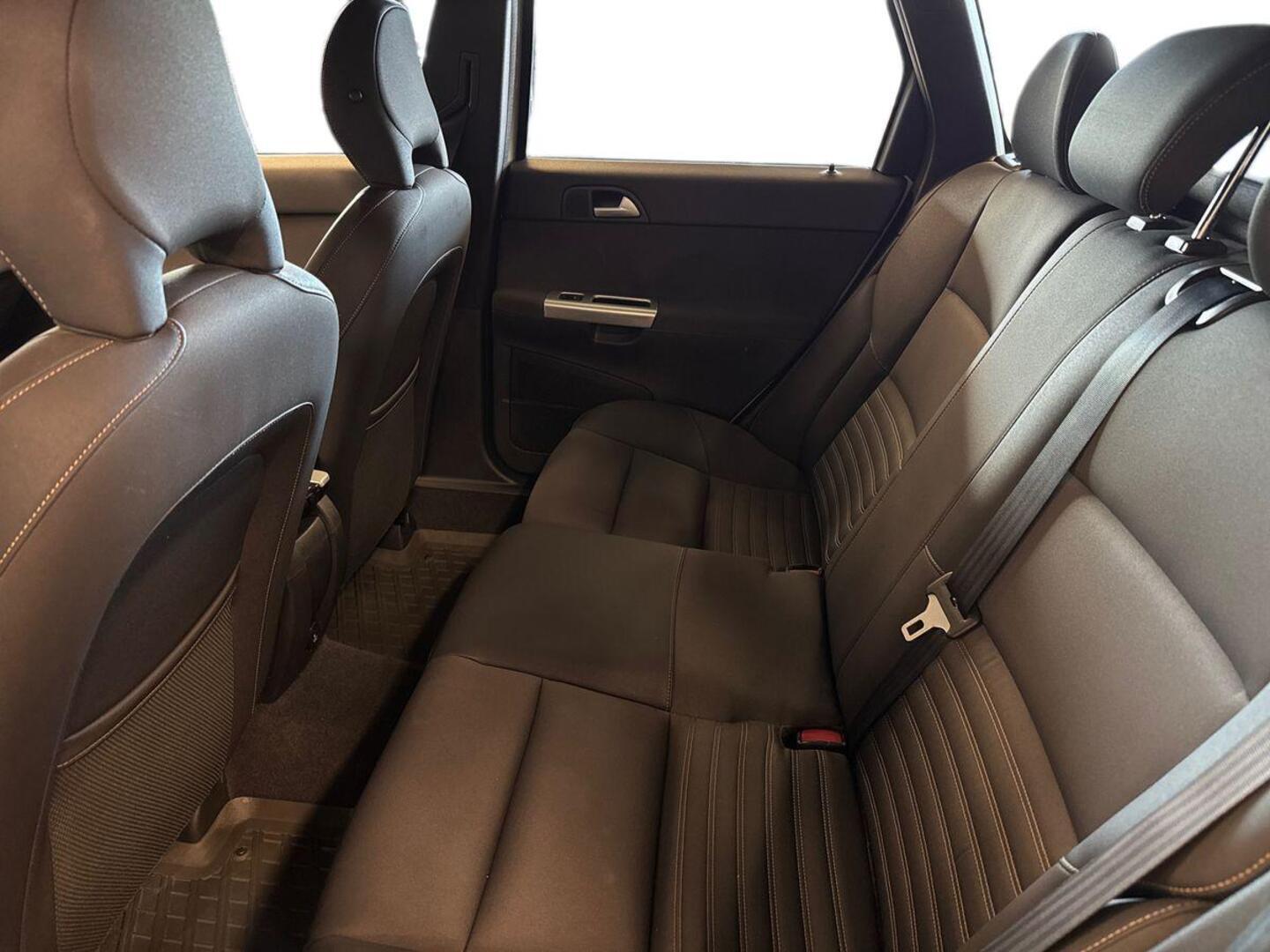 VOLVO V50 2010