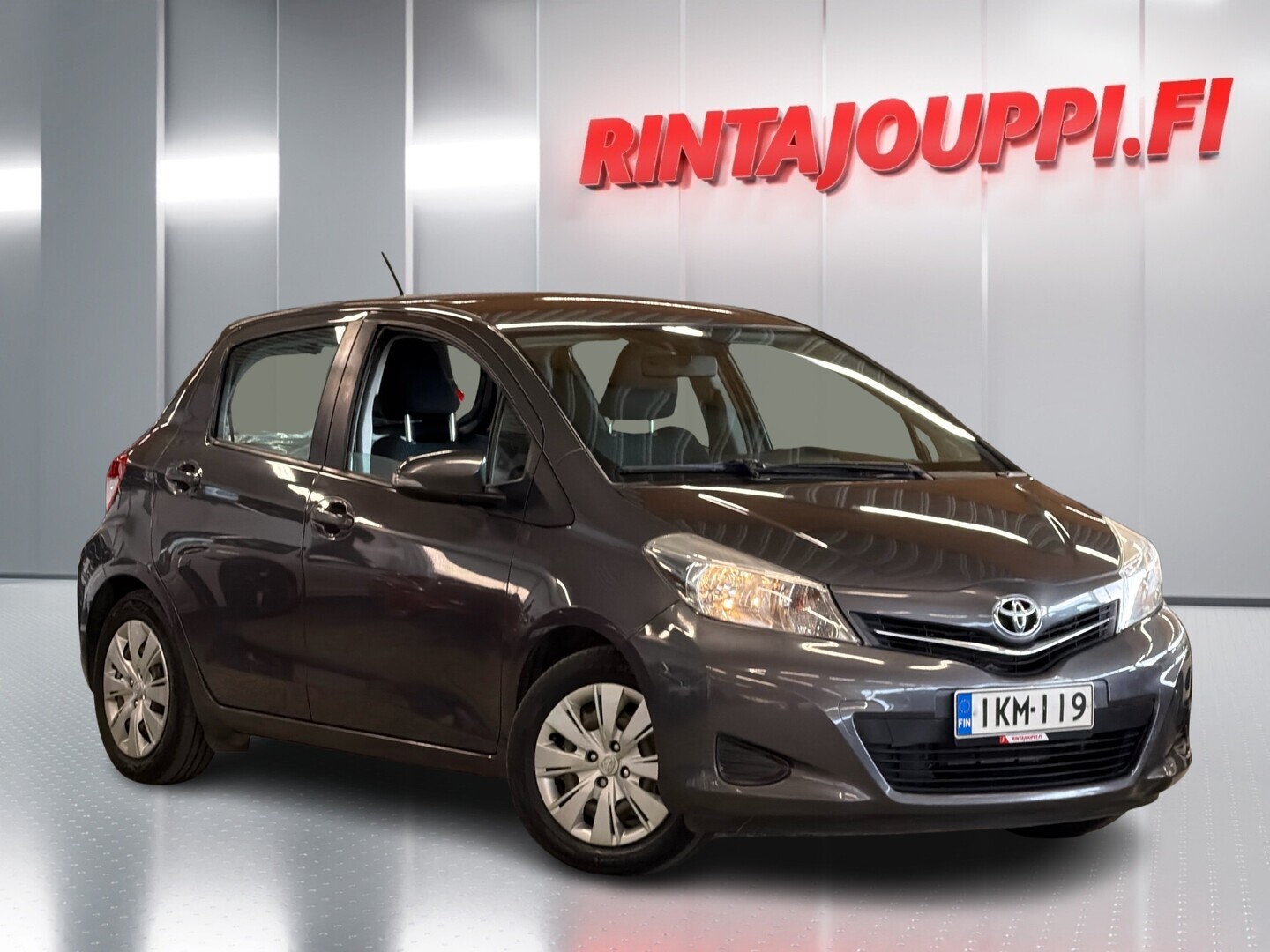 TOYOTA Yaris 2012