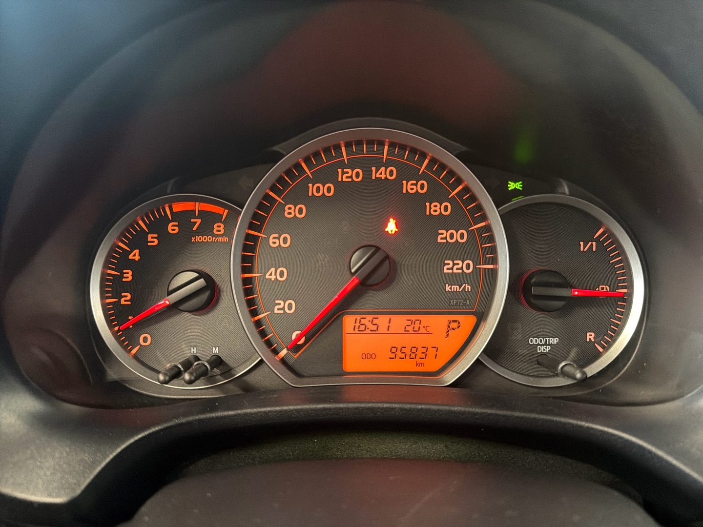 TOYOTA Yaris 2012