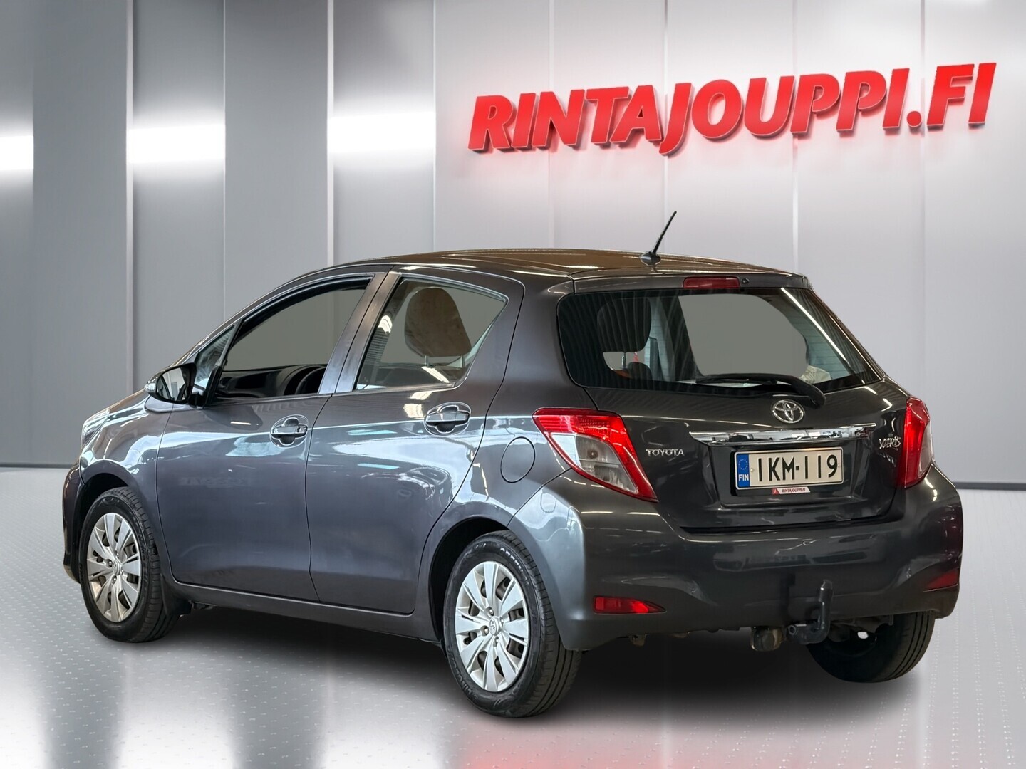 TOYOTA Yaris 2012