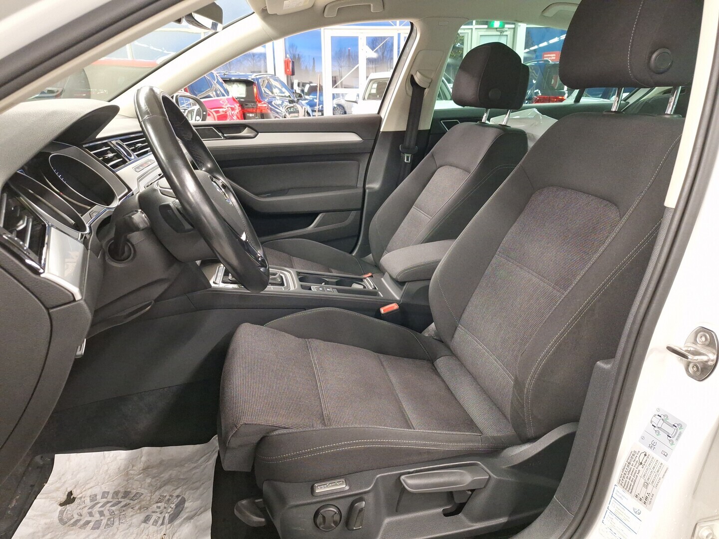 VOLKSWAGEN Passat 2016