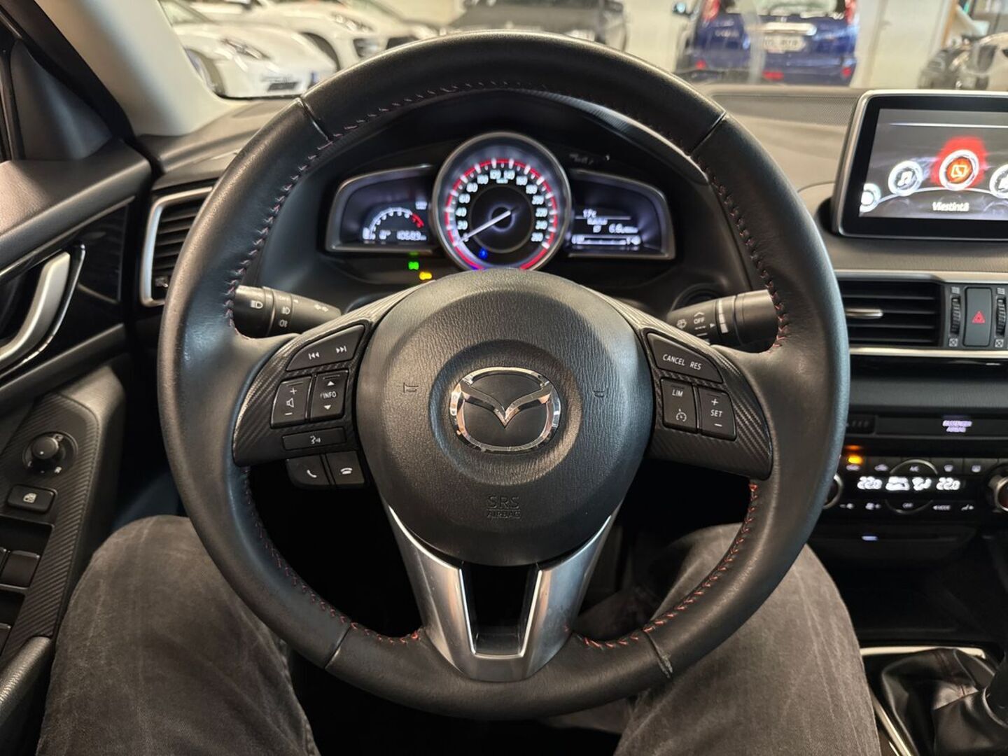 MAZDA Mazda3 15