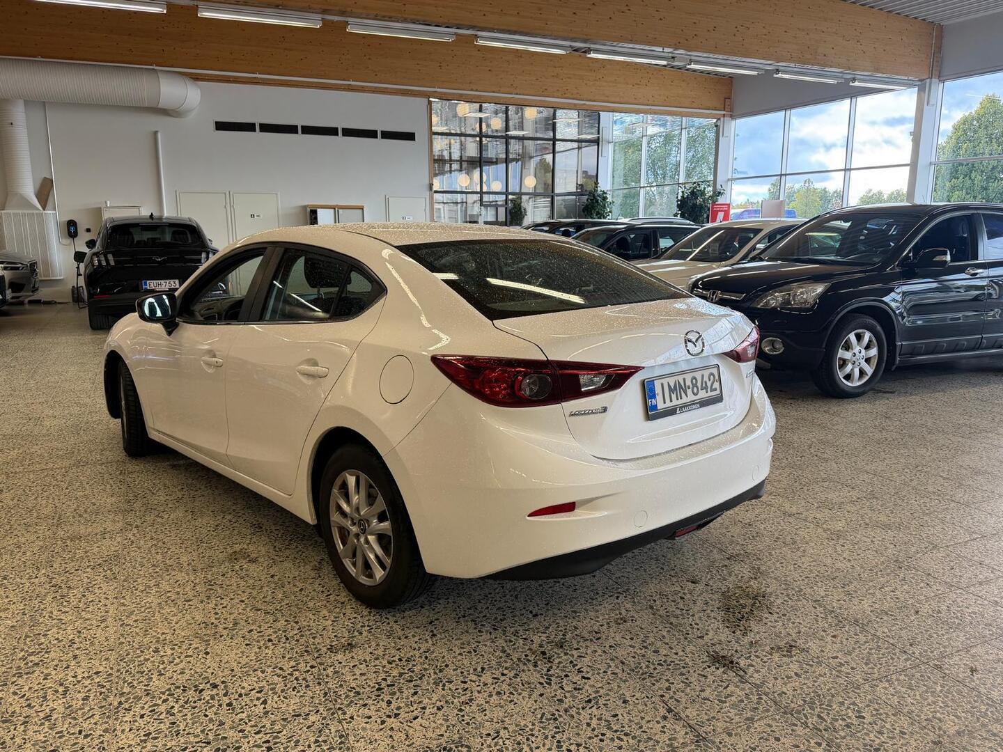 MAZDA Mazda3 2016