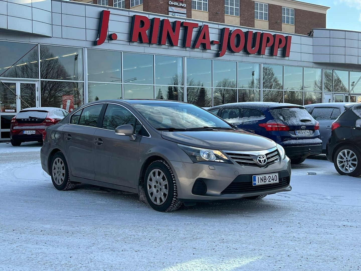 TOYOTA Avensis 2014