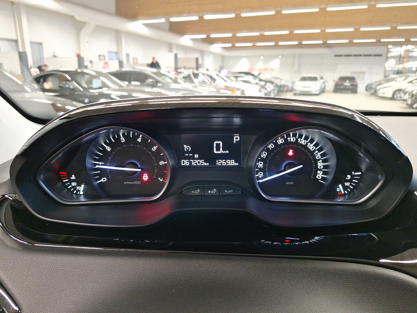 PEUGEOT 208 2019