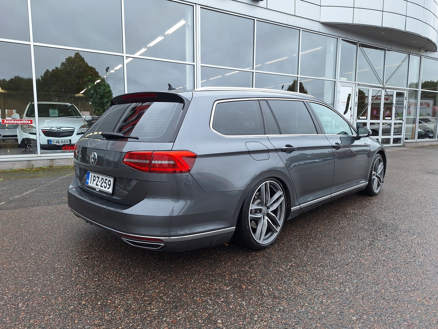 VOLKSWAGEN Passat 2016