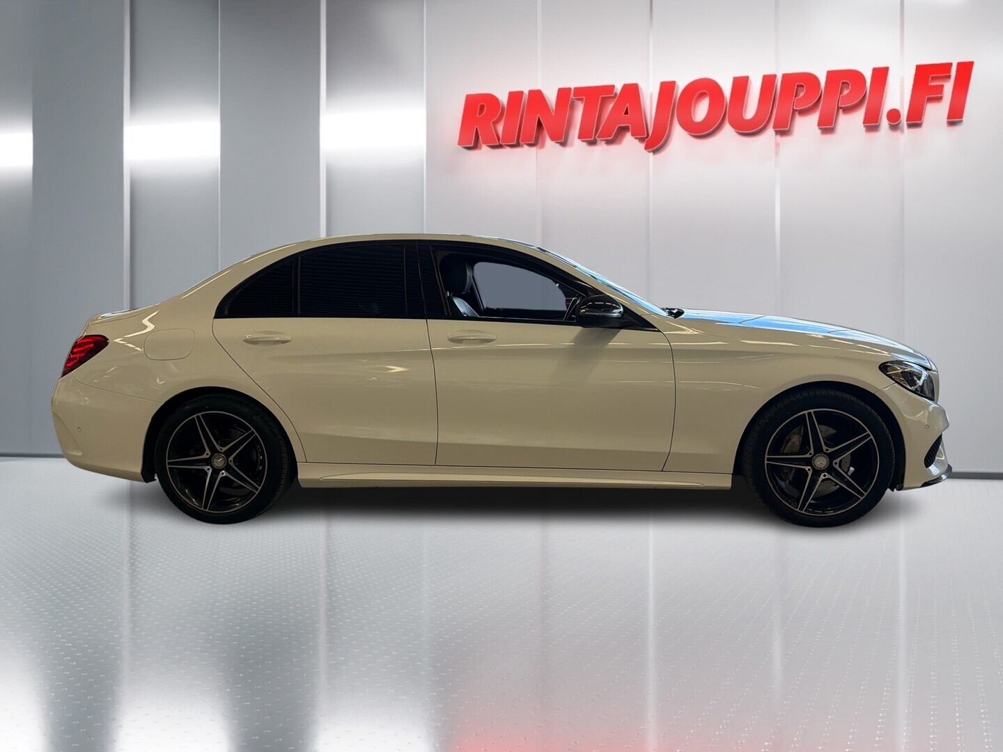 MERCEDES-BENZ C 2016