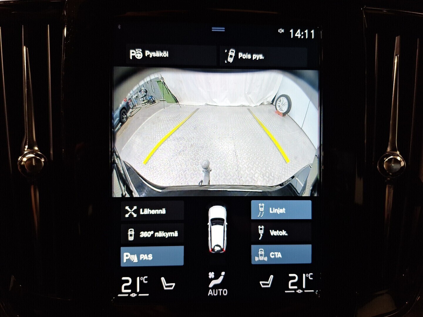 VOLVO V90 2021