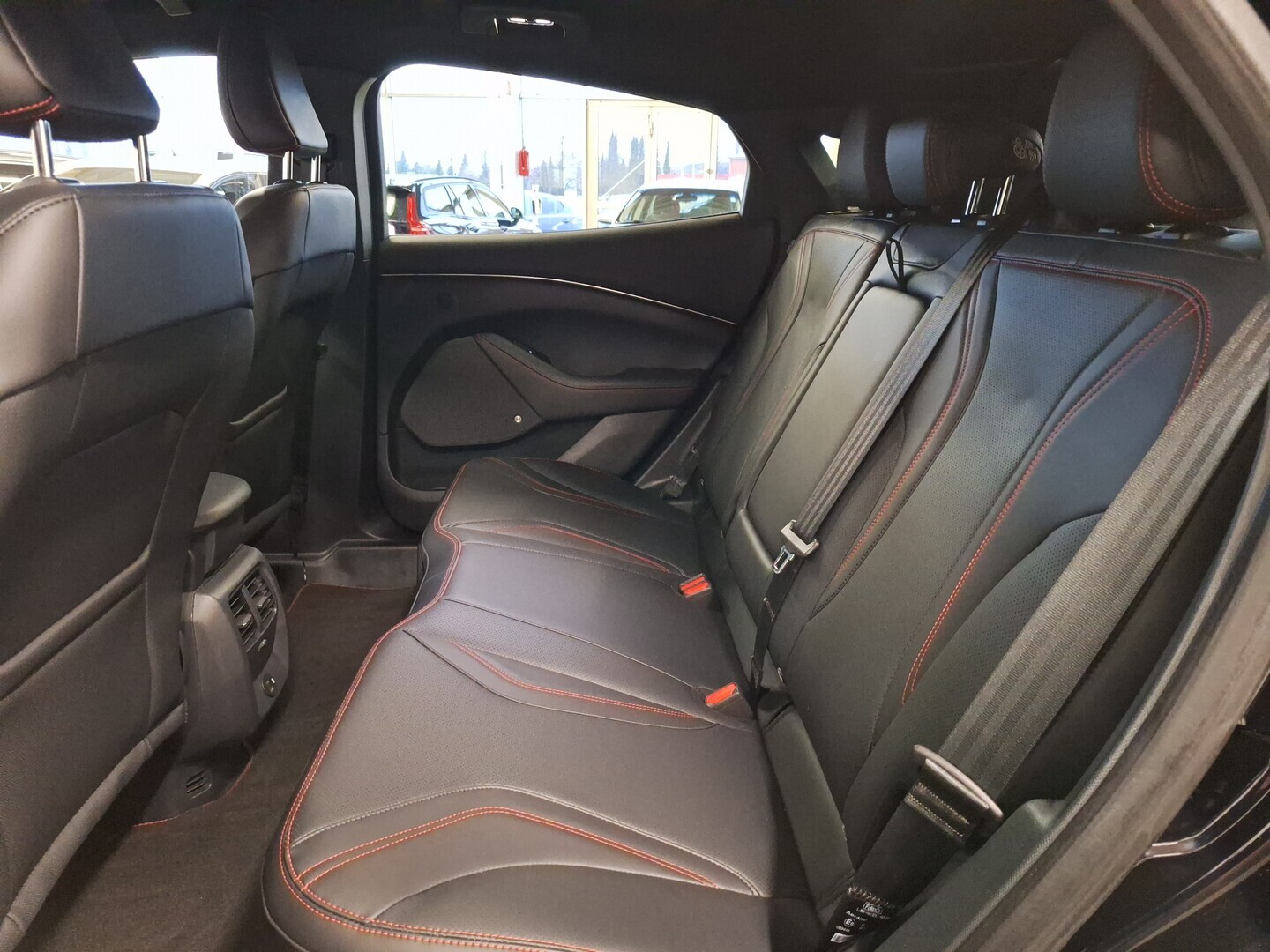 FORD Mustang Mach-E 2022