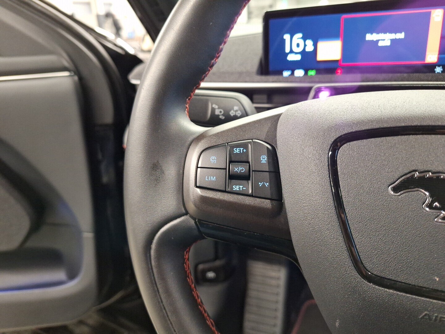 FORD Mustang Mach-E 2022