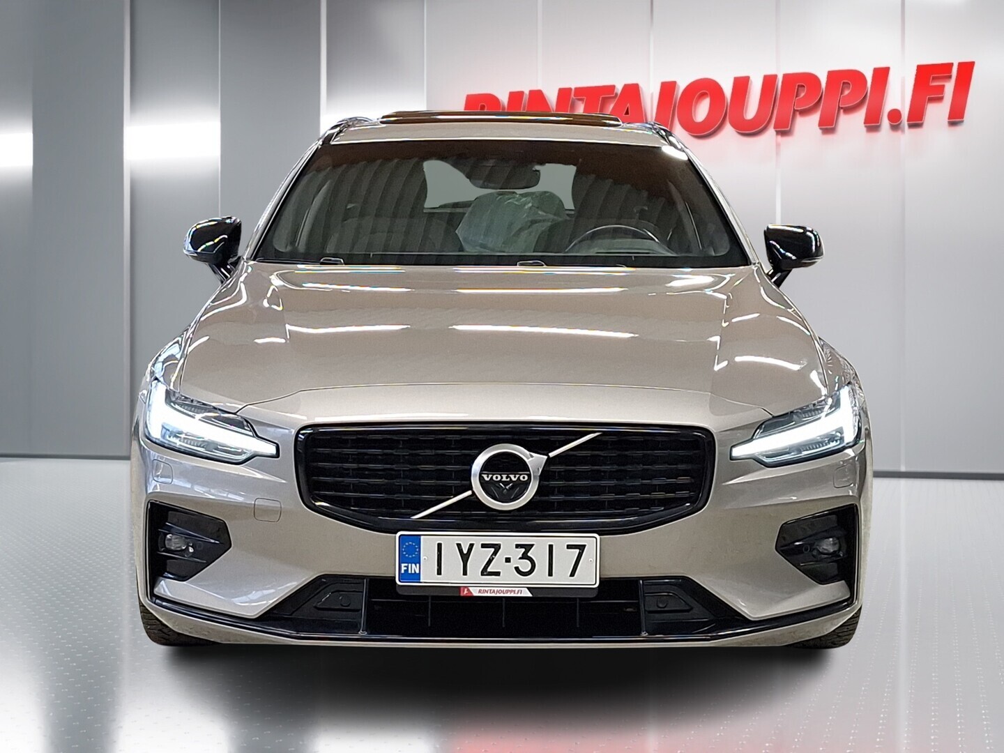 VOLVO V60 2021