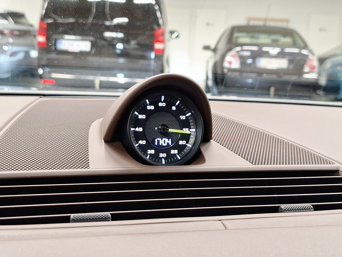 PORSCHE Panamera 2018