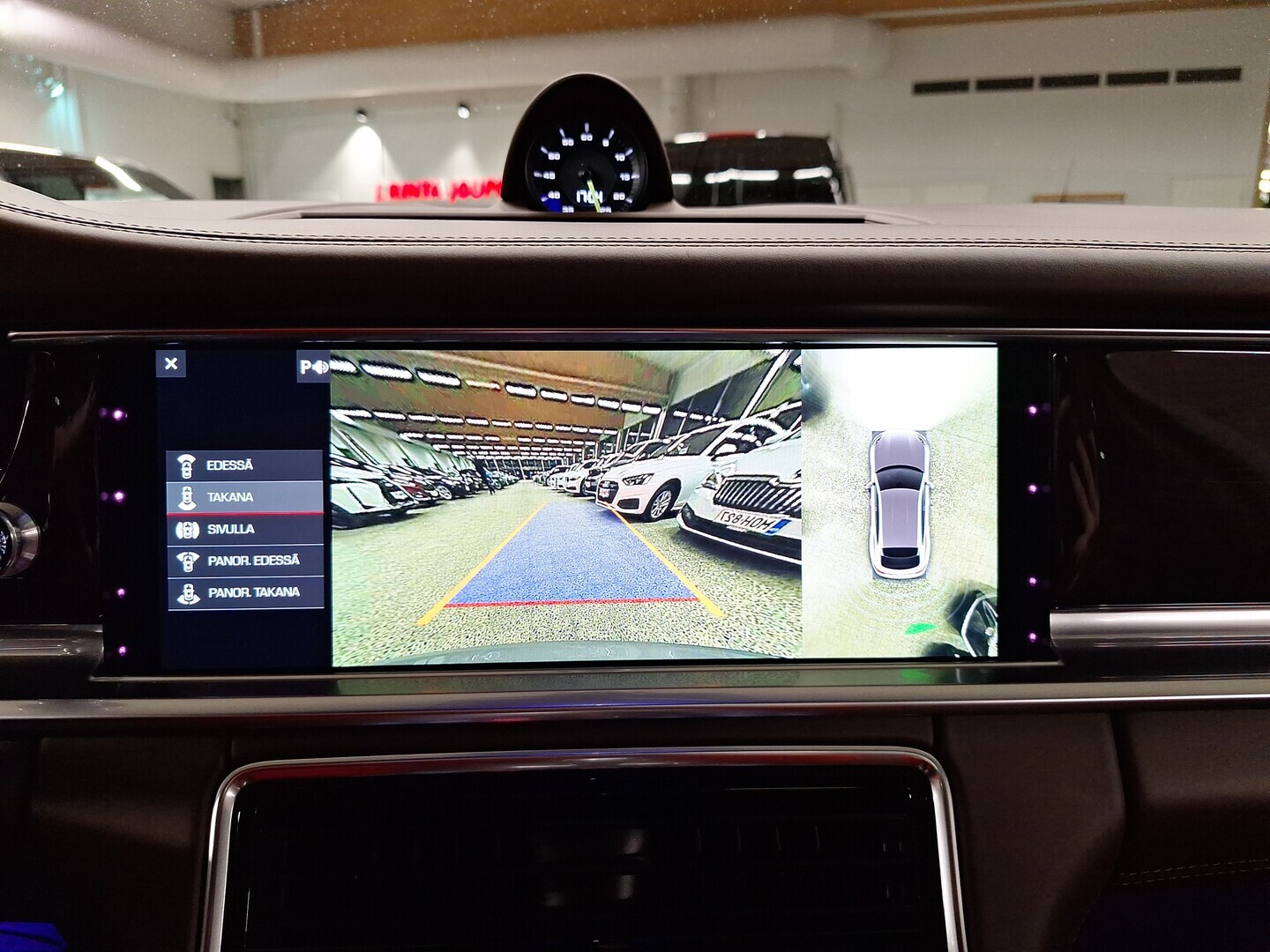 PORSCHE Panamera 2018