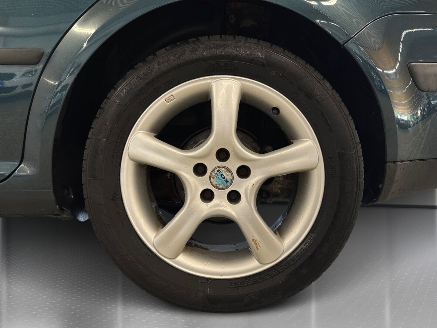 VOLKSWAGEN Bora 2002