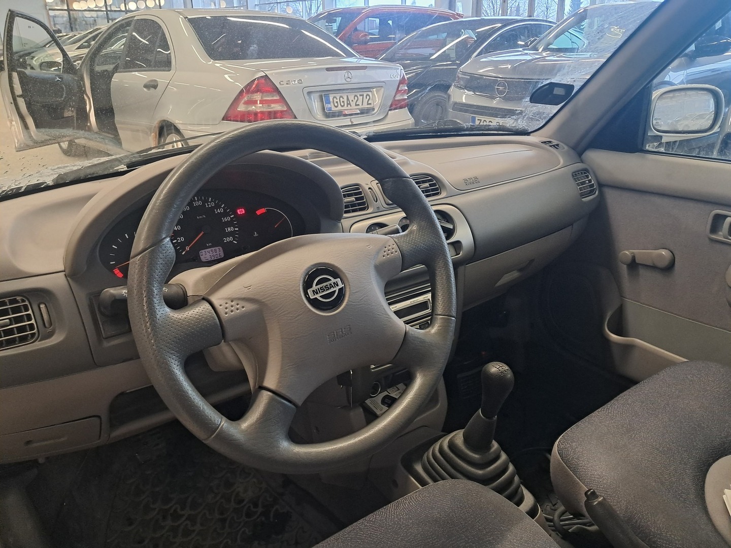 NISSAN Micra 2002