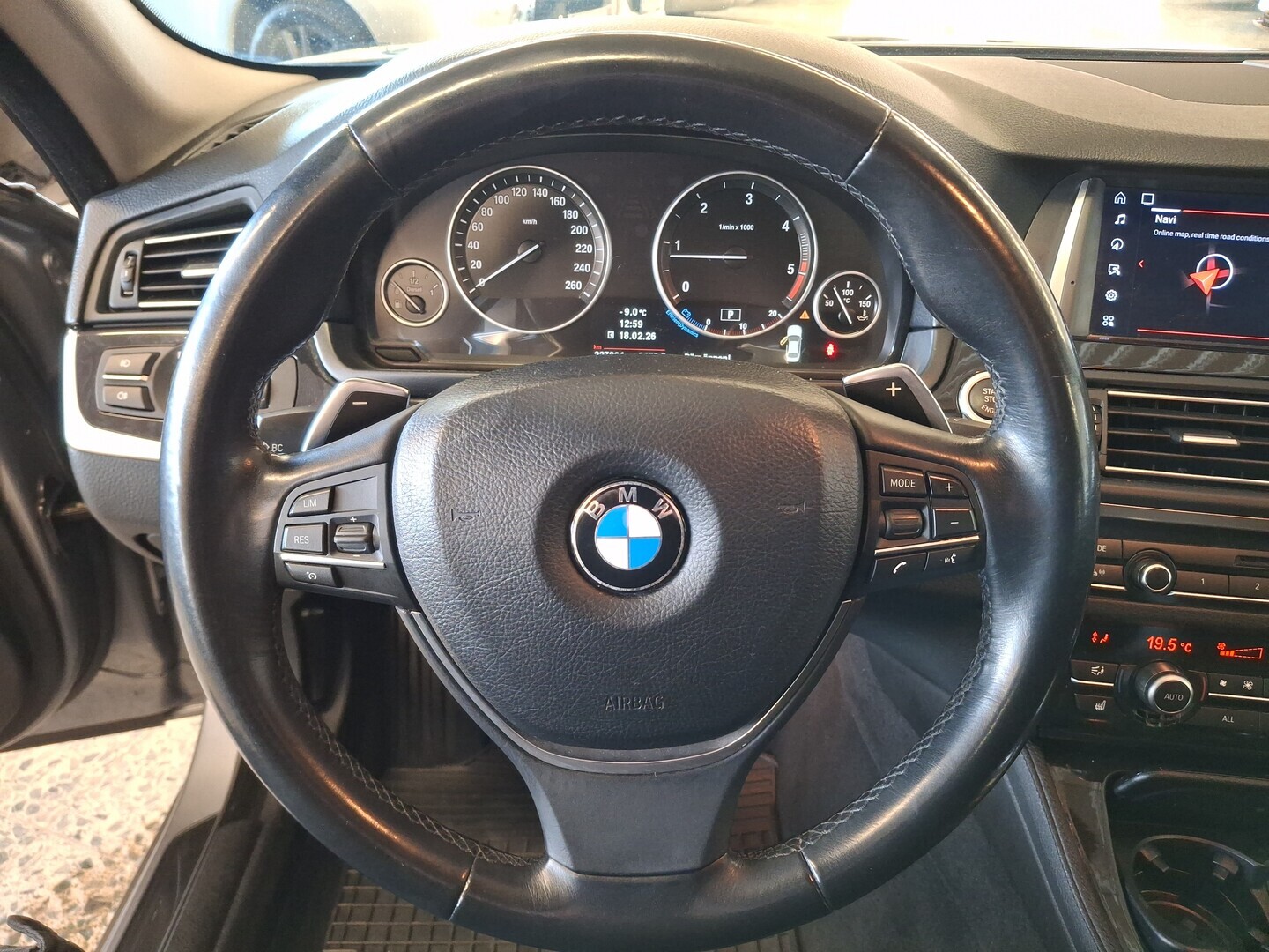 BMW 520 2011