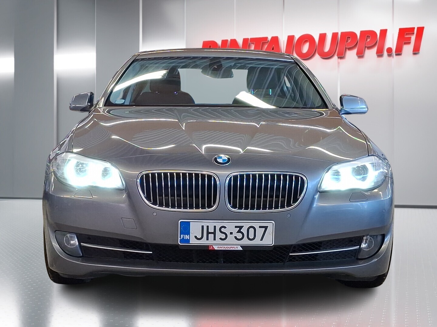 BMW 520 2011
