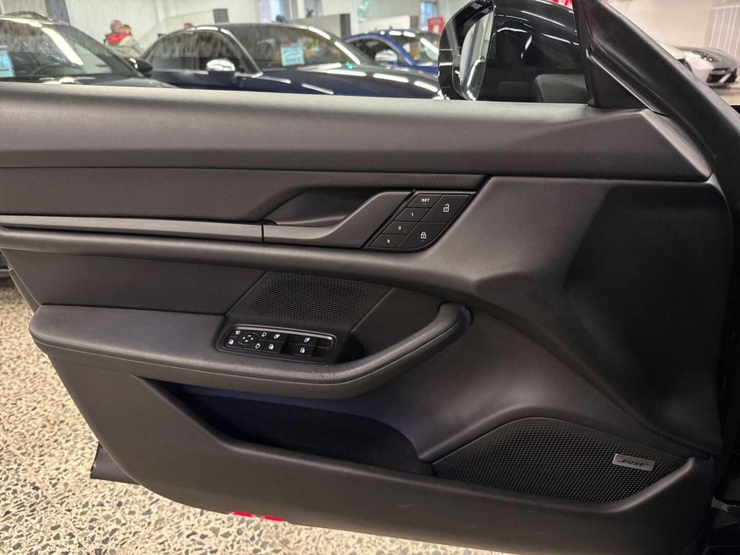 PORSCHE Taycan 2022