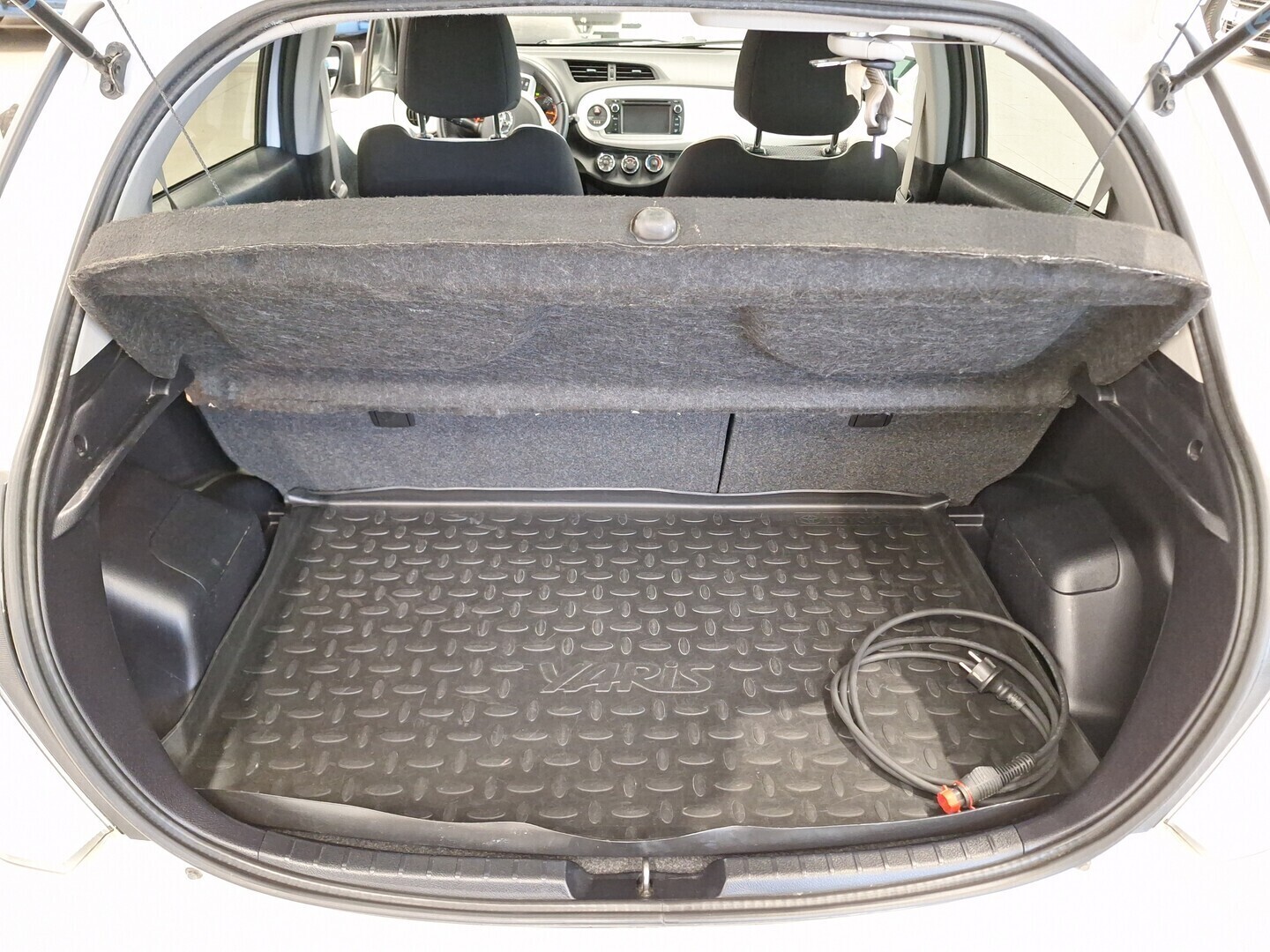 TOYOTA Yaris 2014