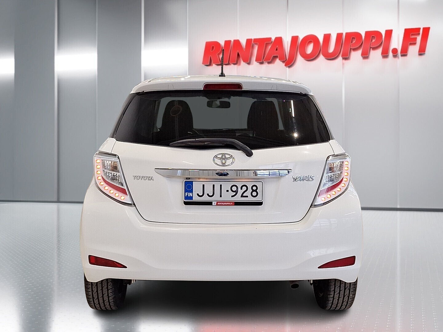 TOYOTA Yaris 2014