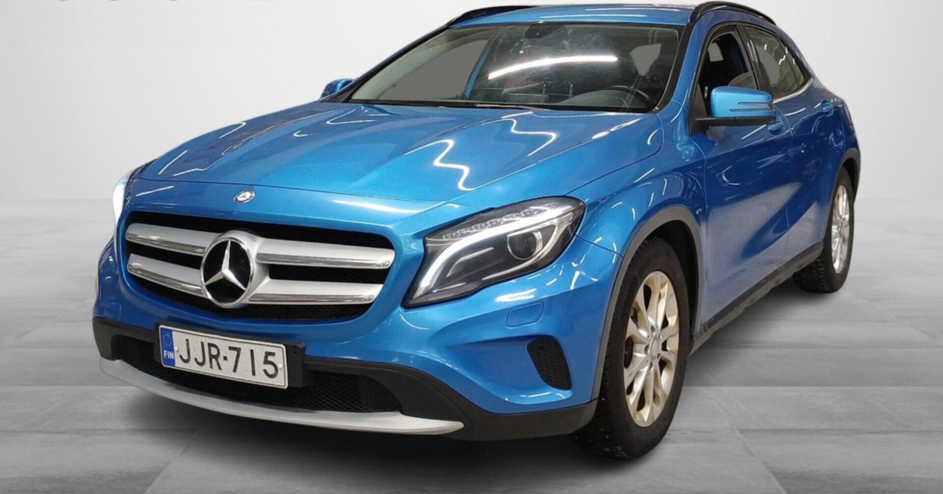 MERCEDES-BENZ GLA 2015