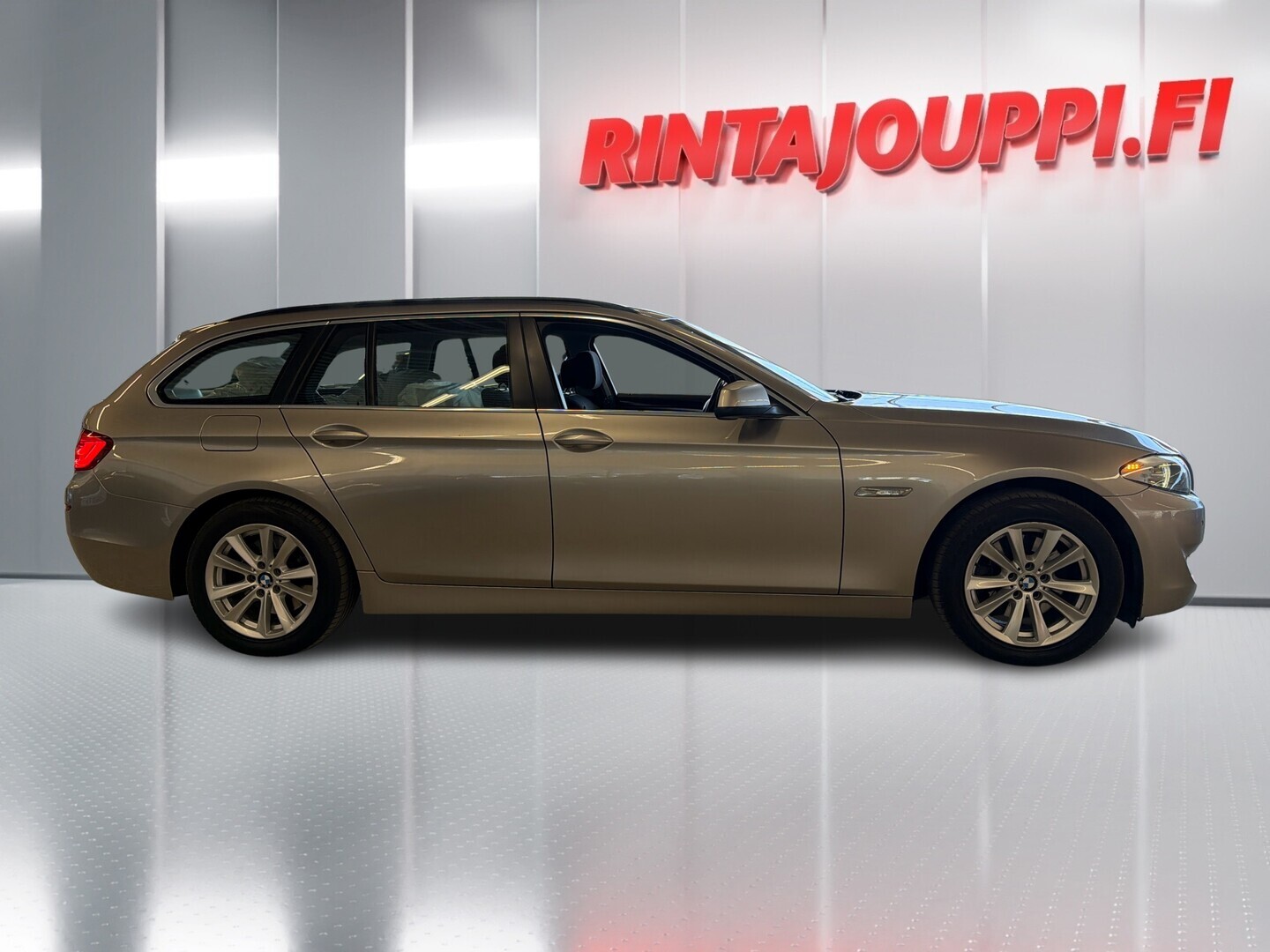 BMW 520 2013