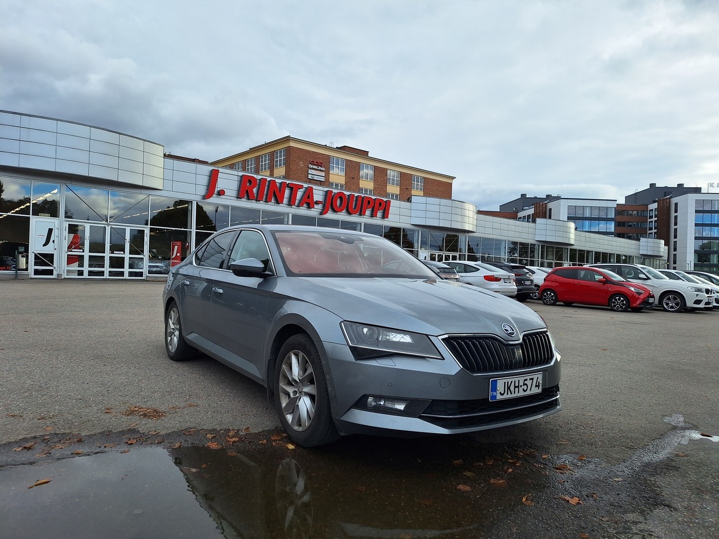 SKODA Superb 1