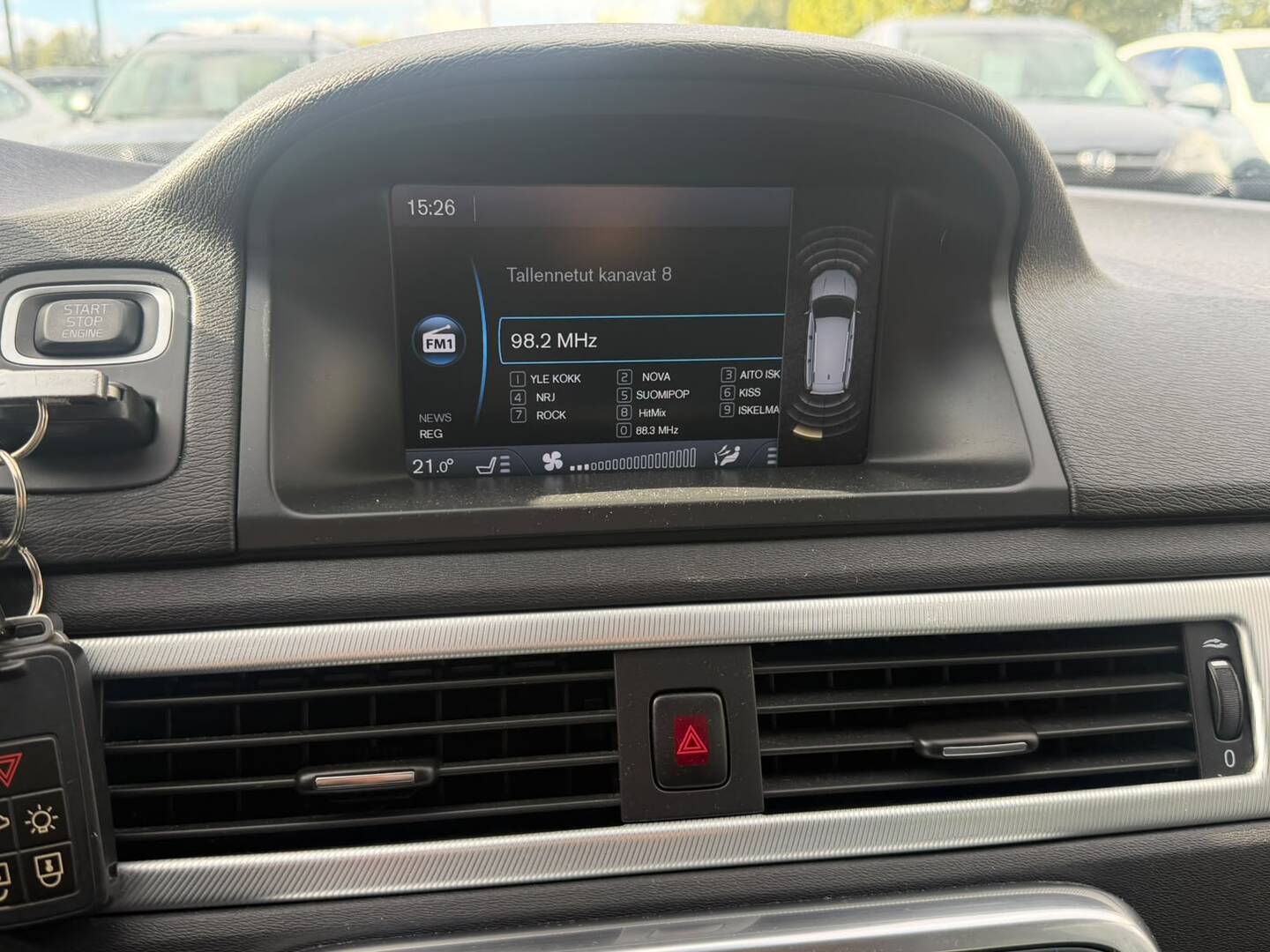 VOLVO V70 2012