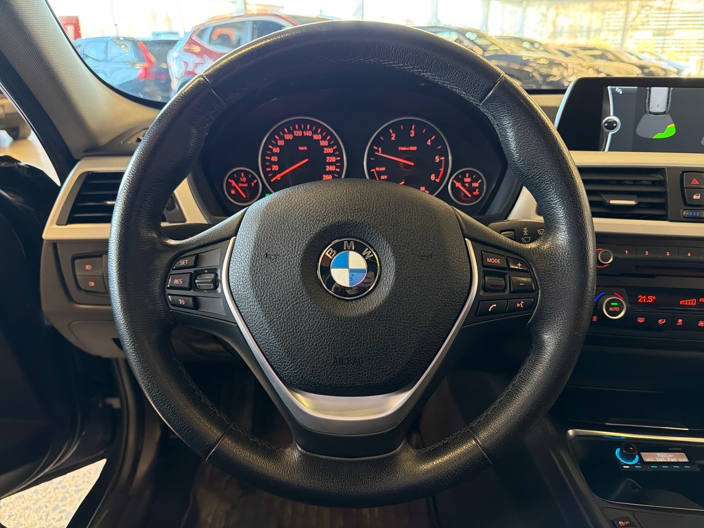 BMW 320 2014