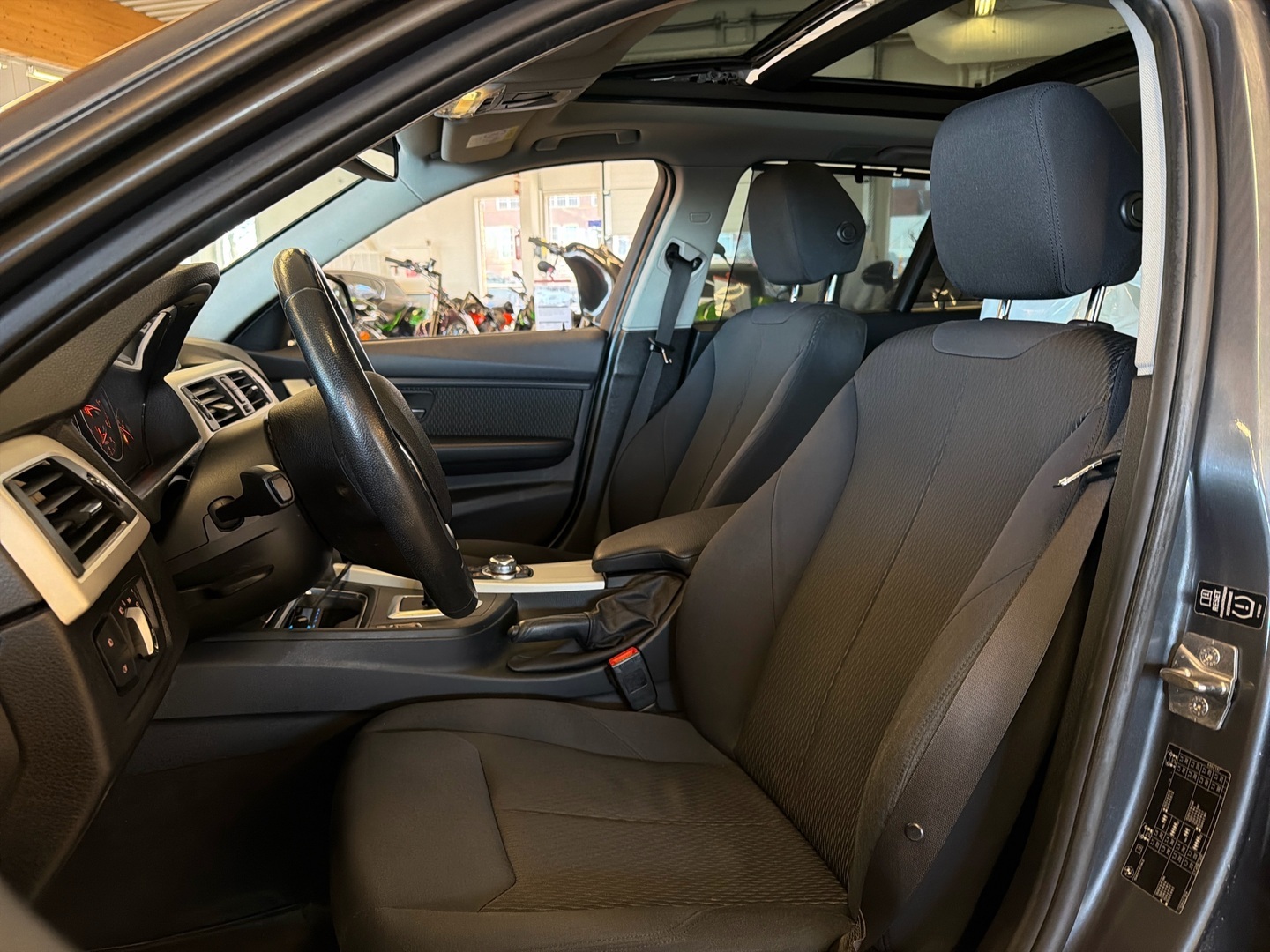 BMW 320 2014