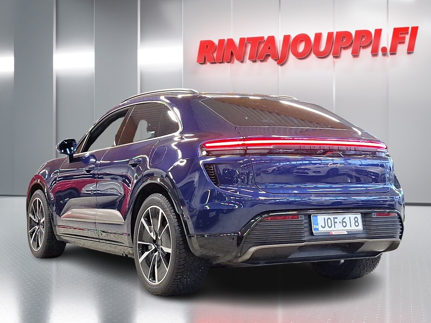 PORSCHE Macan 2024