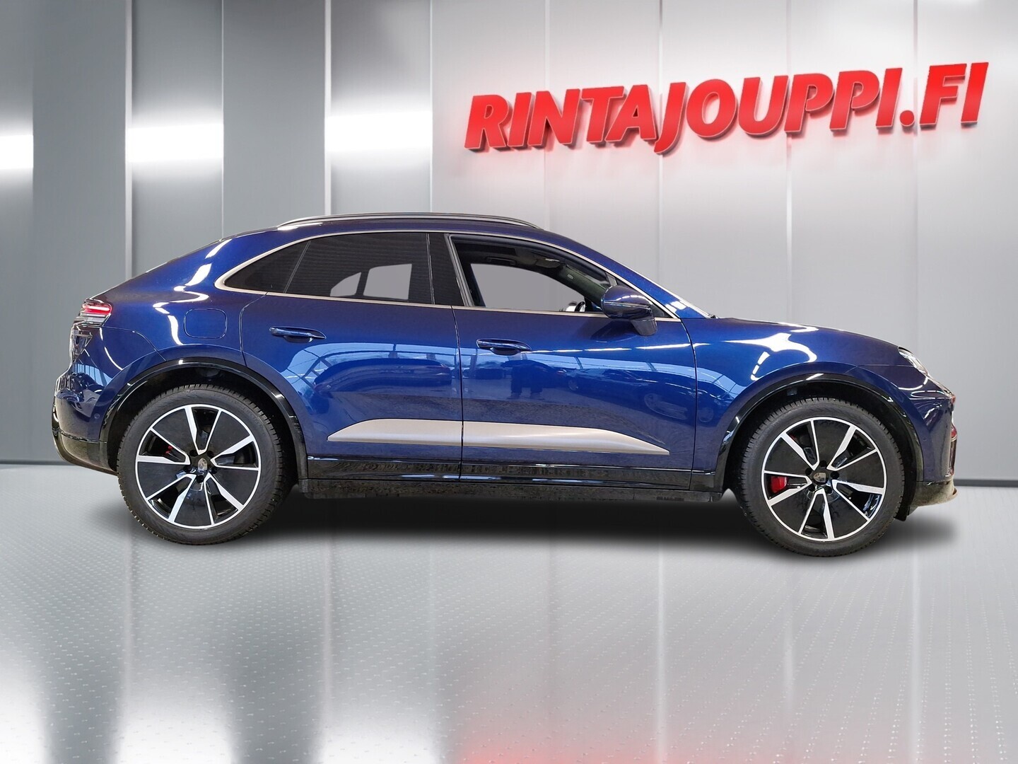 PORSCHE Macan 2024