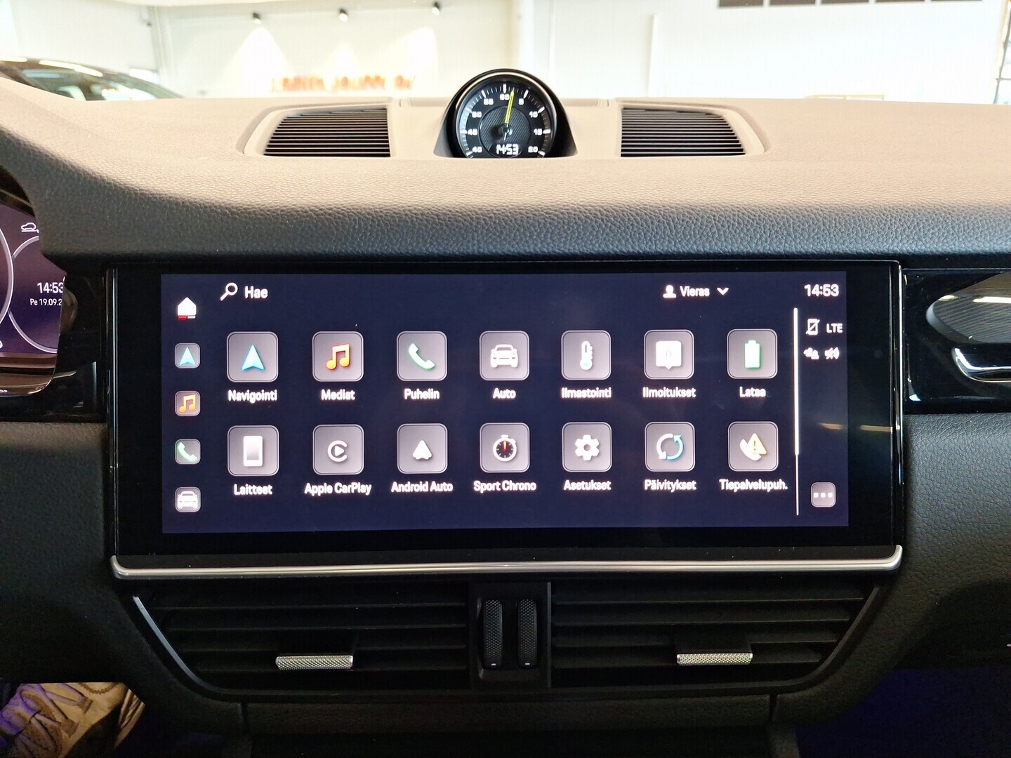 PORSCHE Cayenne 2022