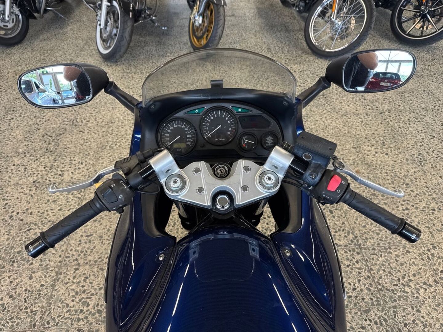 SUZUKI GSX 1999