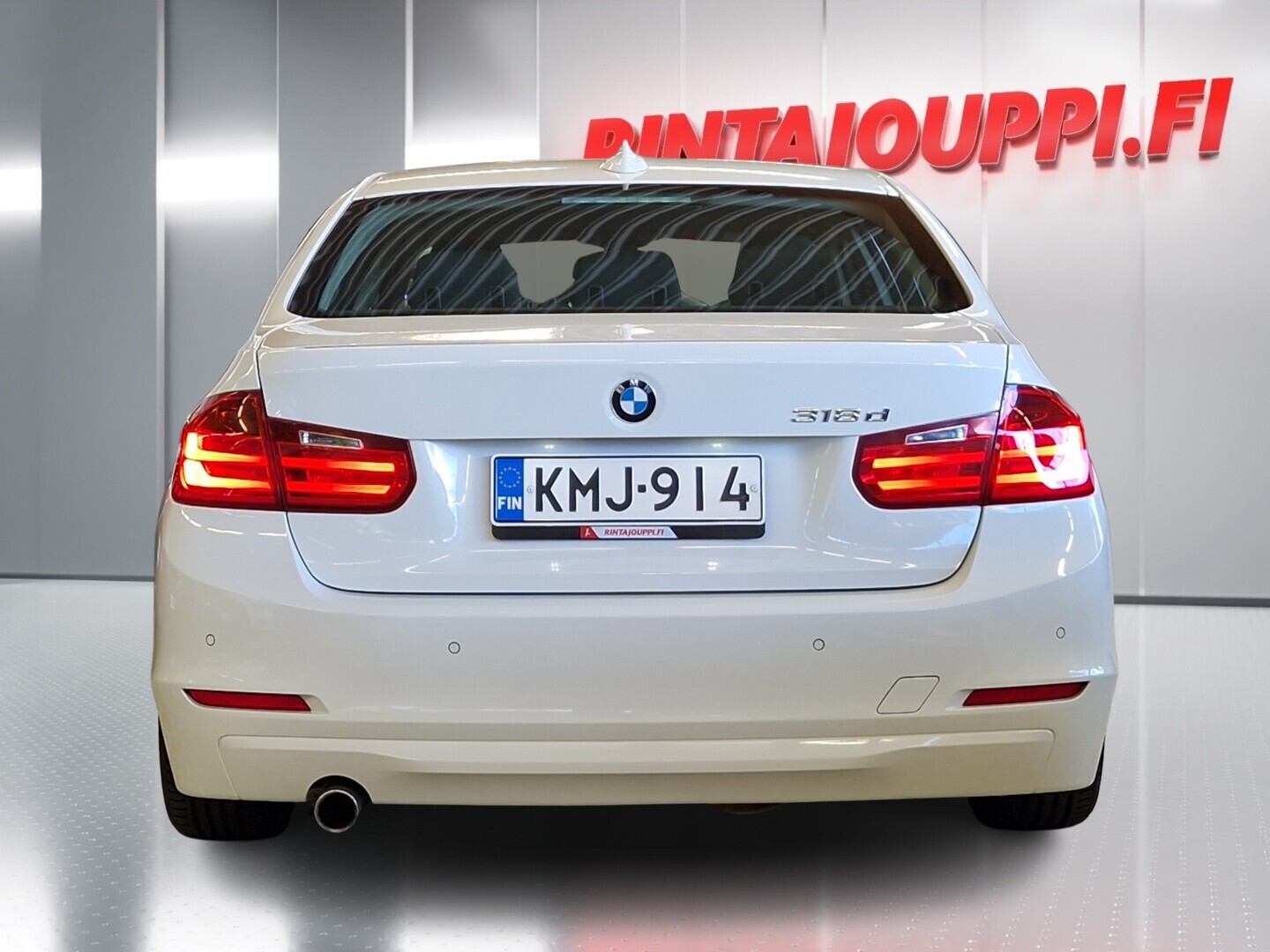BMW 318 2012