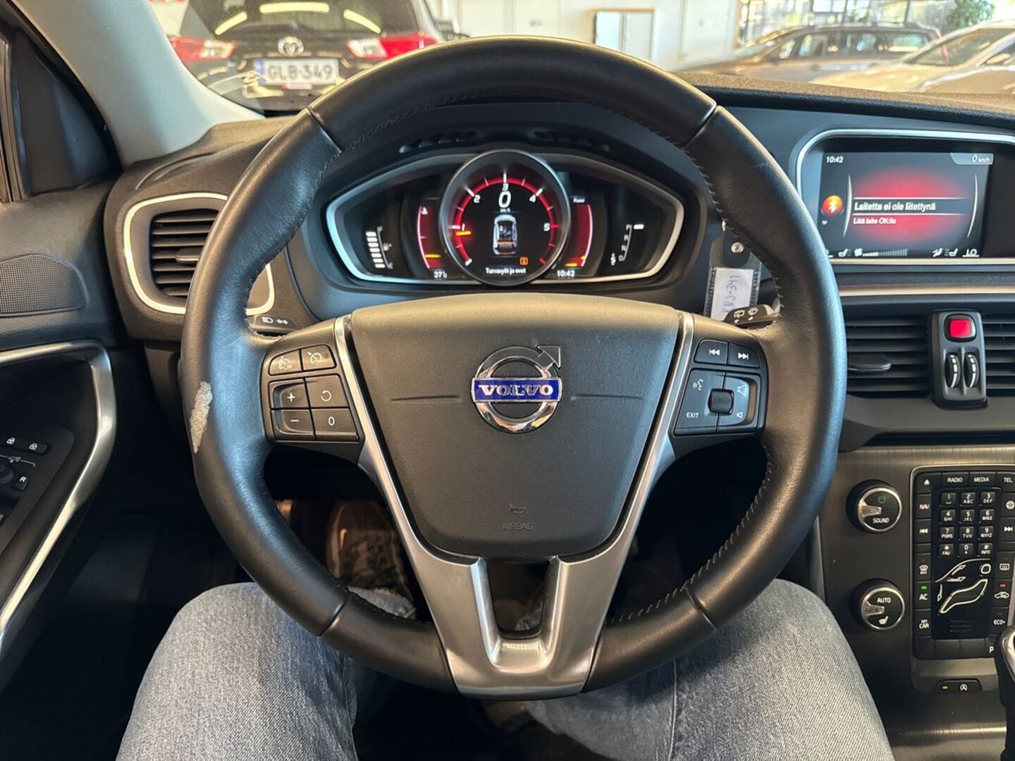 VOLVO V40 Cross Country 2016