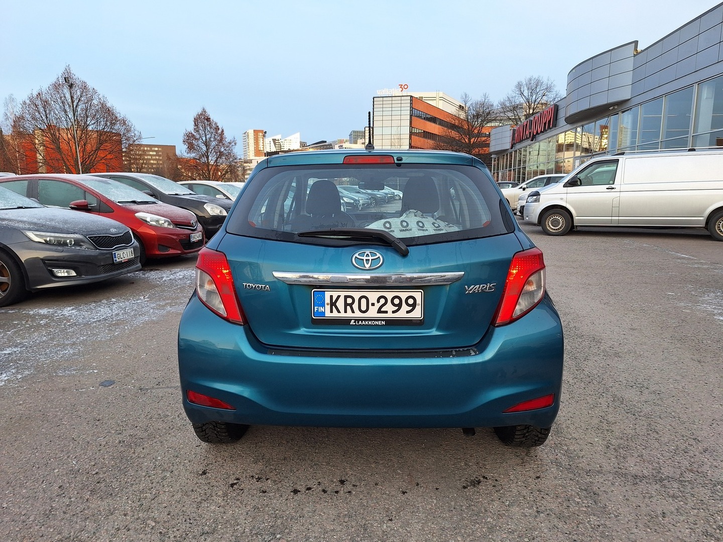 TOYOTA Yaris 2012