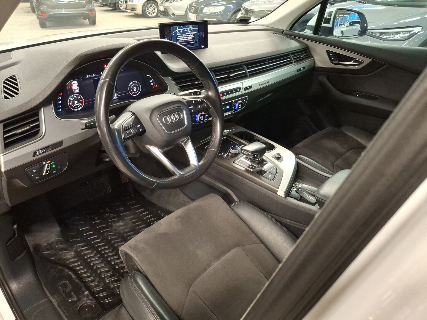 AUDI Q7 2016