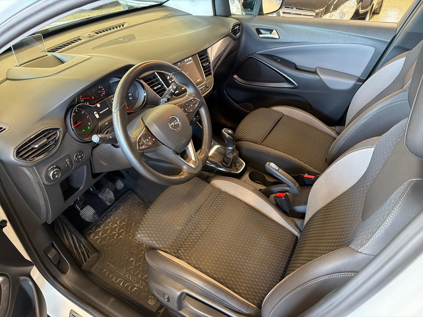 OPEL Crossland X 2018