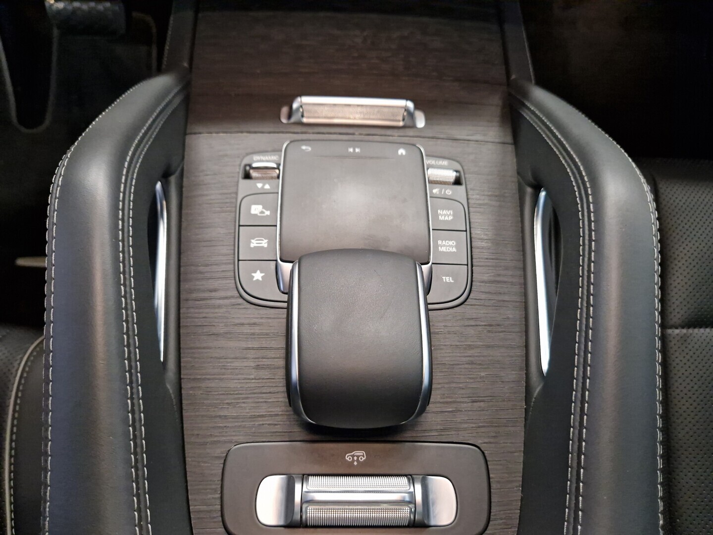 MERCEDES-BENZ GLE 2021