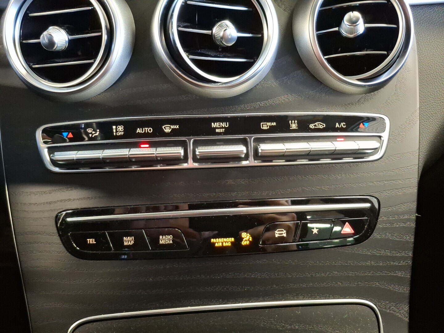 MERCEDES-BENZ GLC 2020