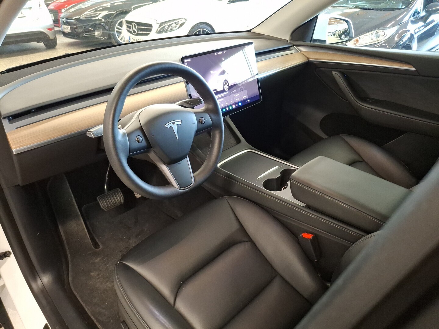 TESLA Model Y 2022