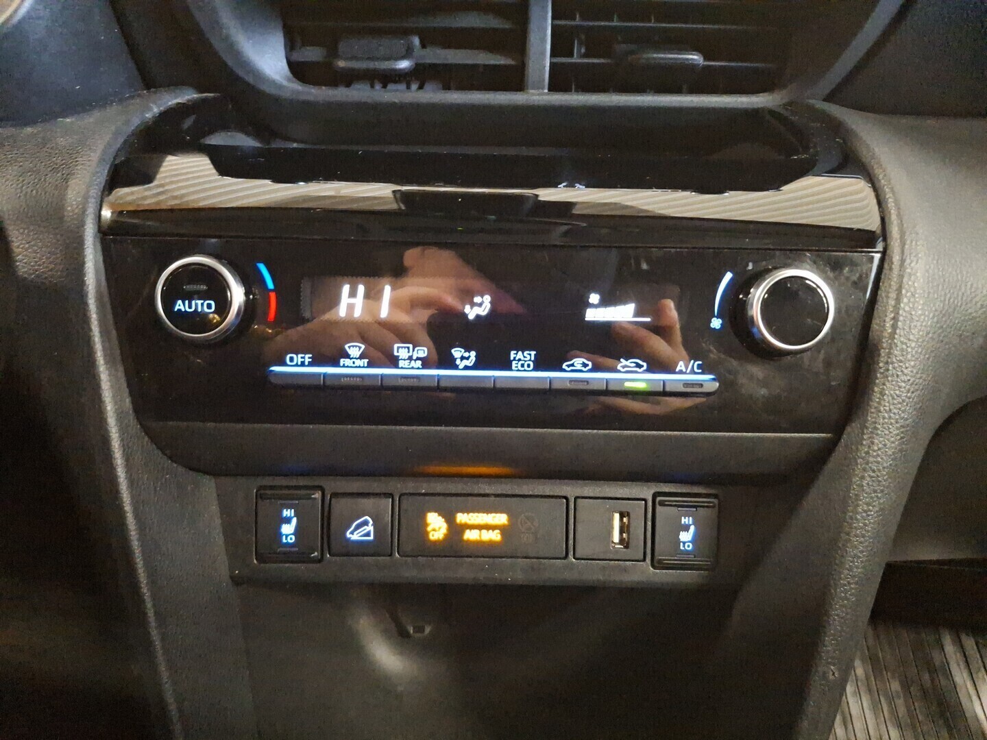 TOYOTA Yaris Cross 2023