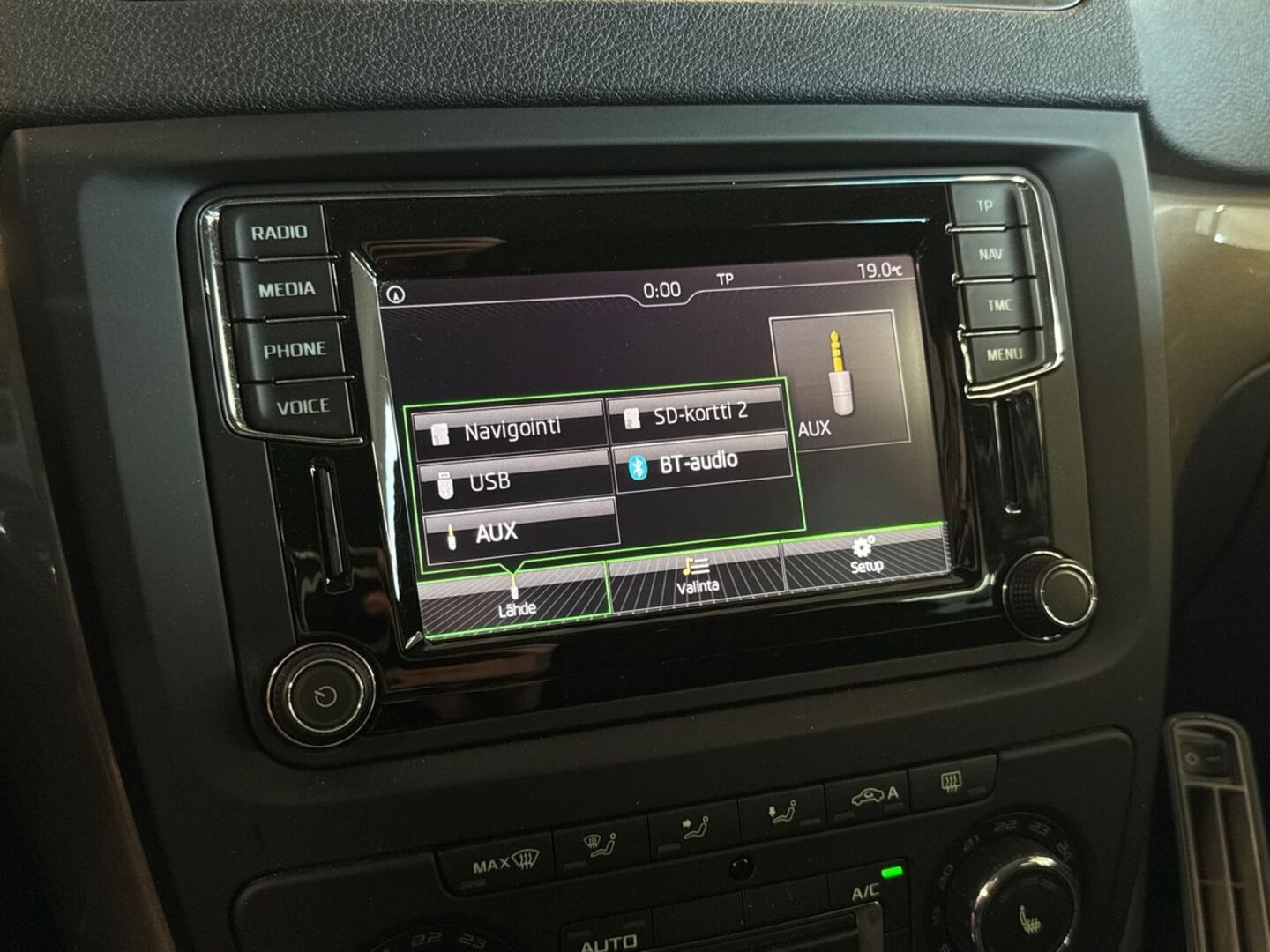SKODA Yeti 2016