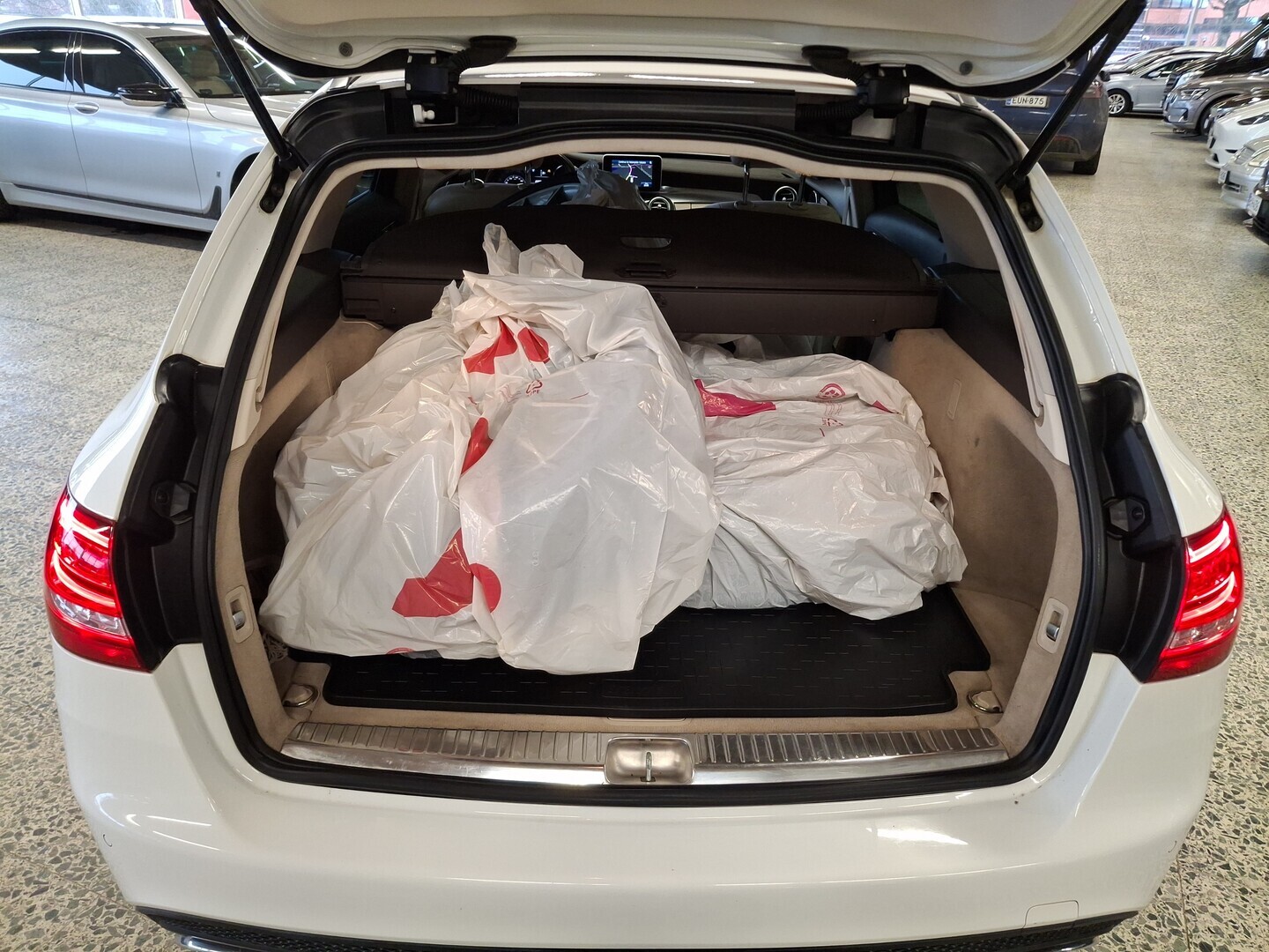 MERCEDES-BENZ C 2015