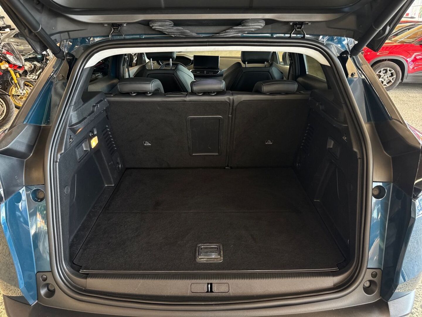 PEUGEOT 3008 2021