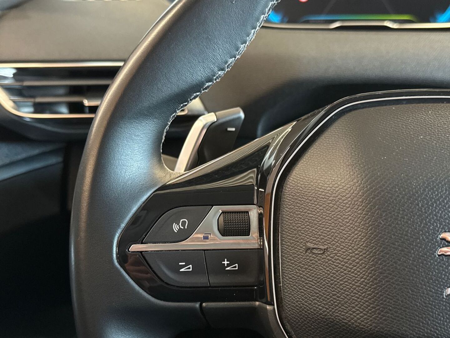 PEUGEOT 3008 2021