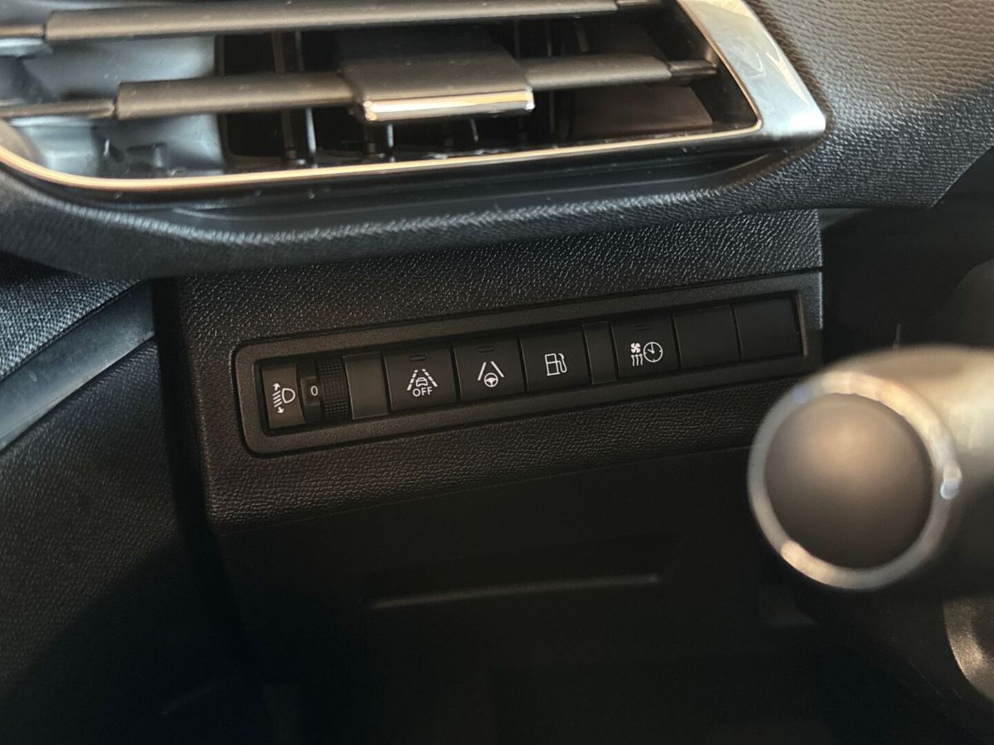 PEUGEOT 3008 2021