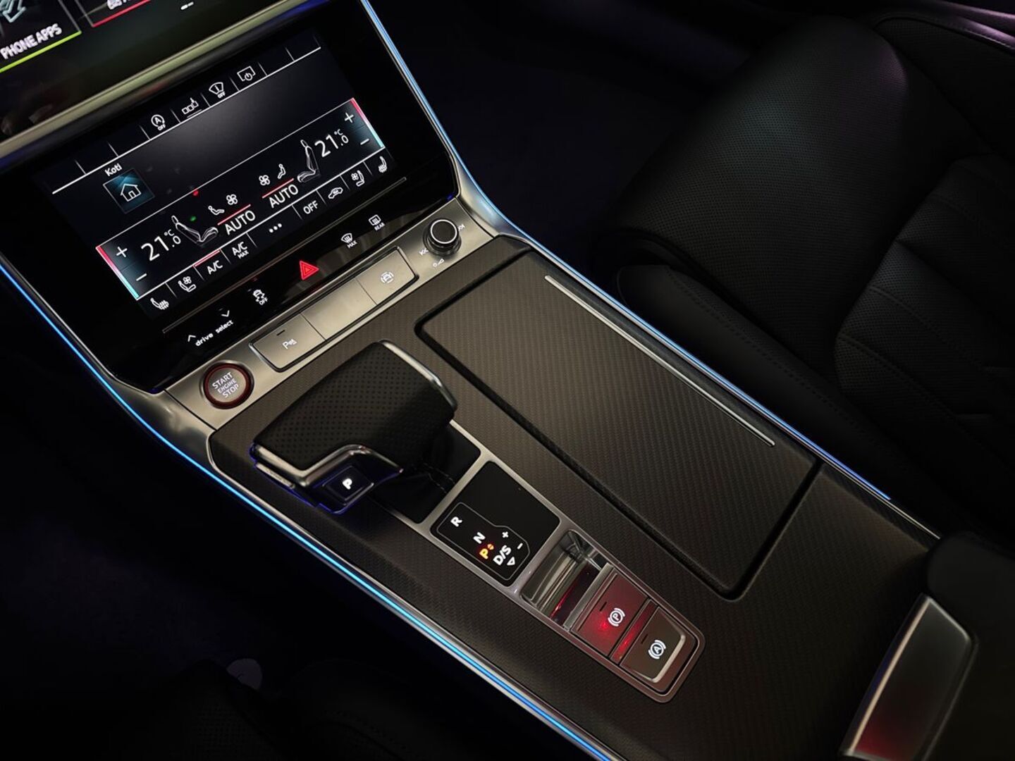 AUDI RS6 2020