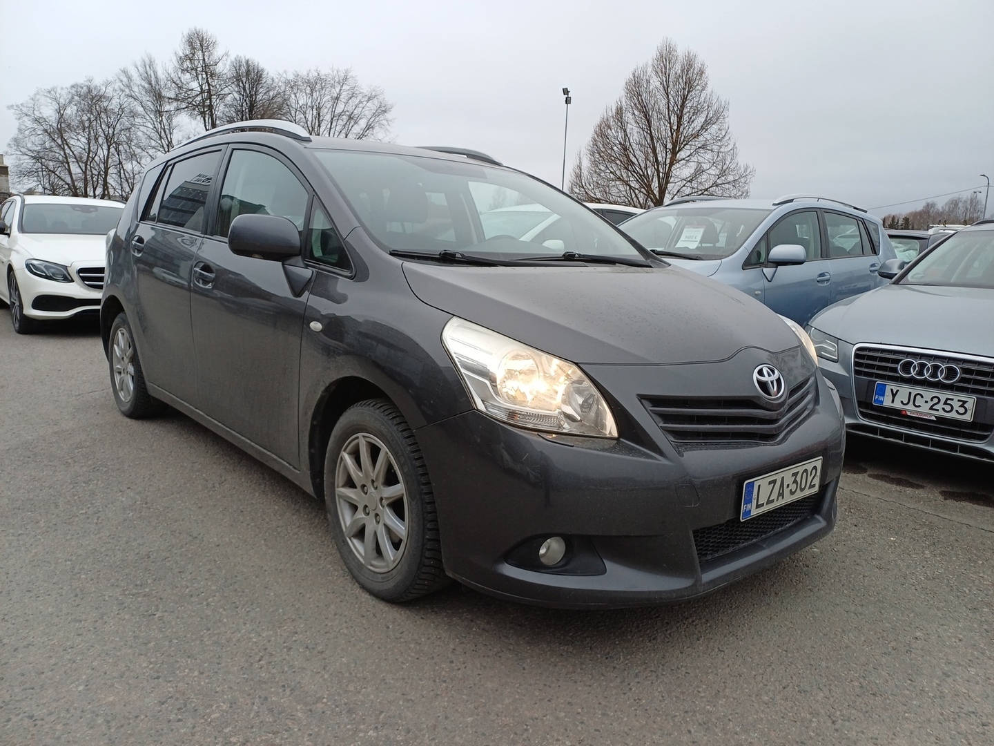 TOYOTA Verso 2010